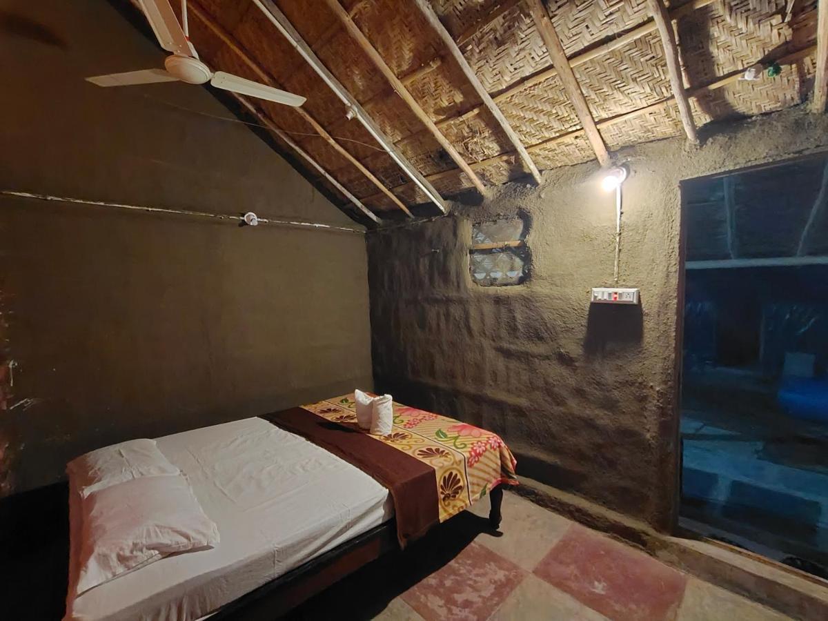 Waterfall Guesthouse Hampi Zewnętrze zdjęcie